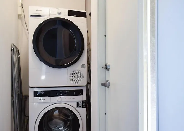 Lovely In * Skånevik