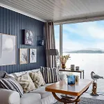 Lovely In Skånevik